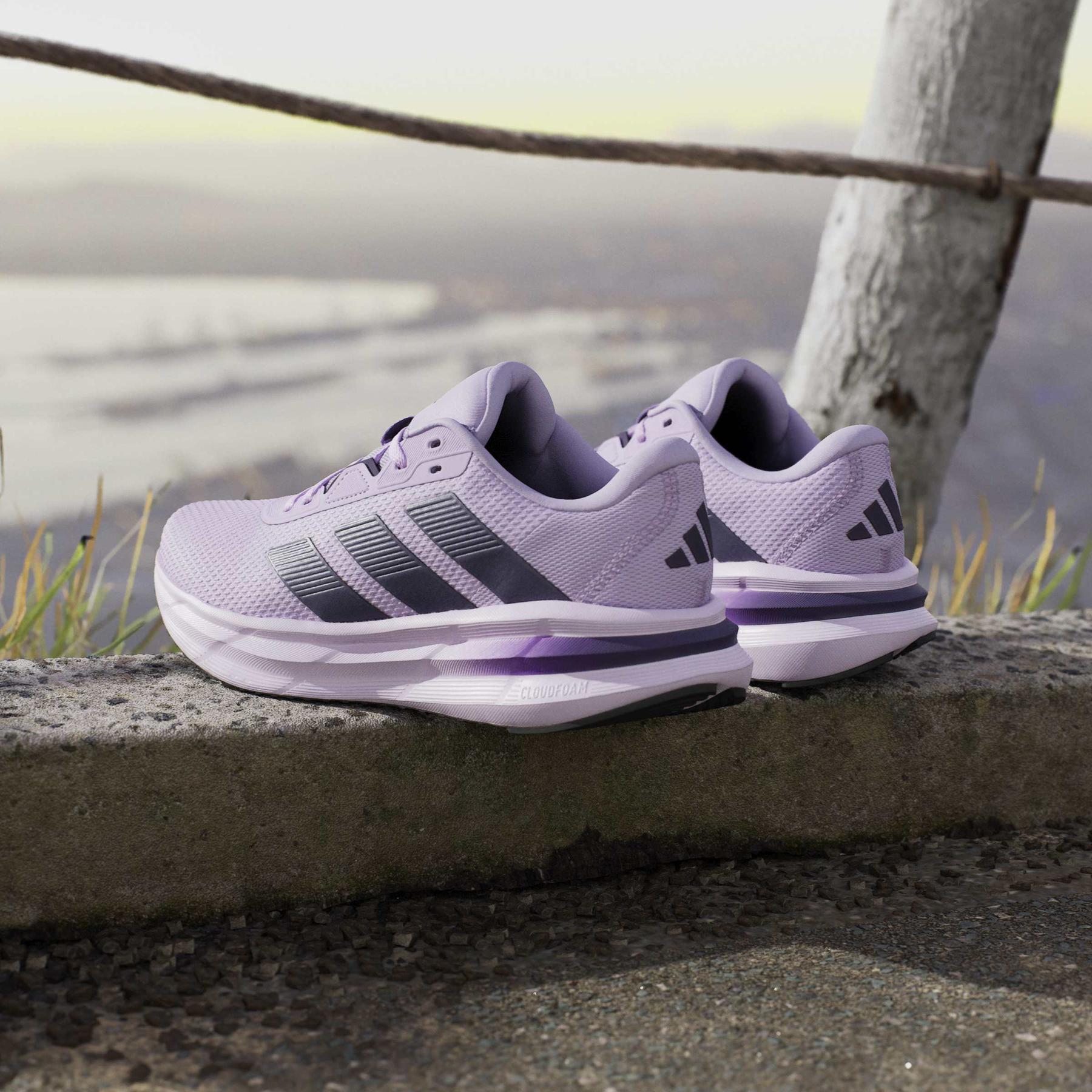 product/a/d/adidas_jq2609_19_footwear_photography_heromrktng_view_6-nw091625.jpg