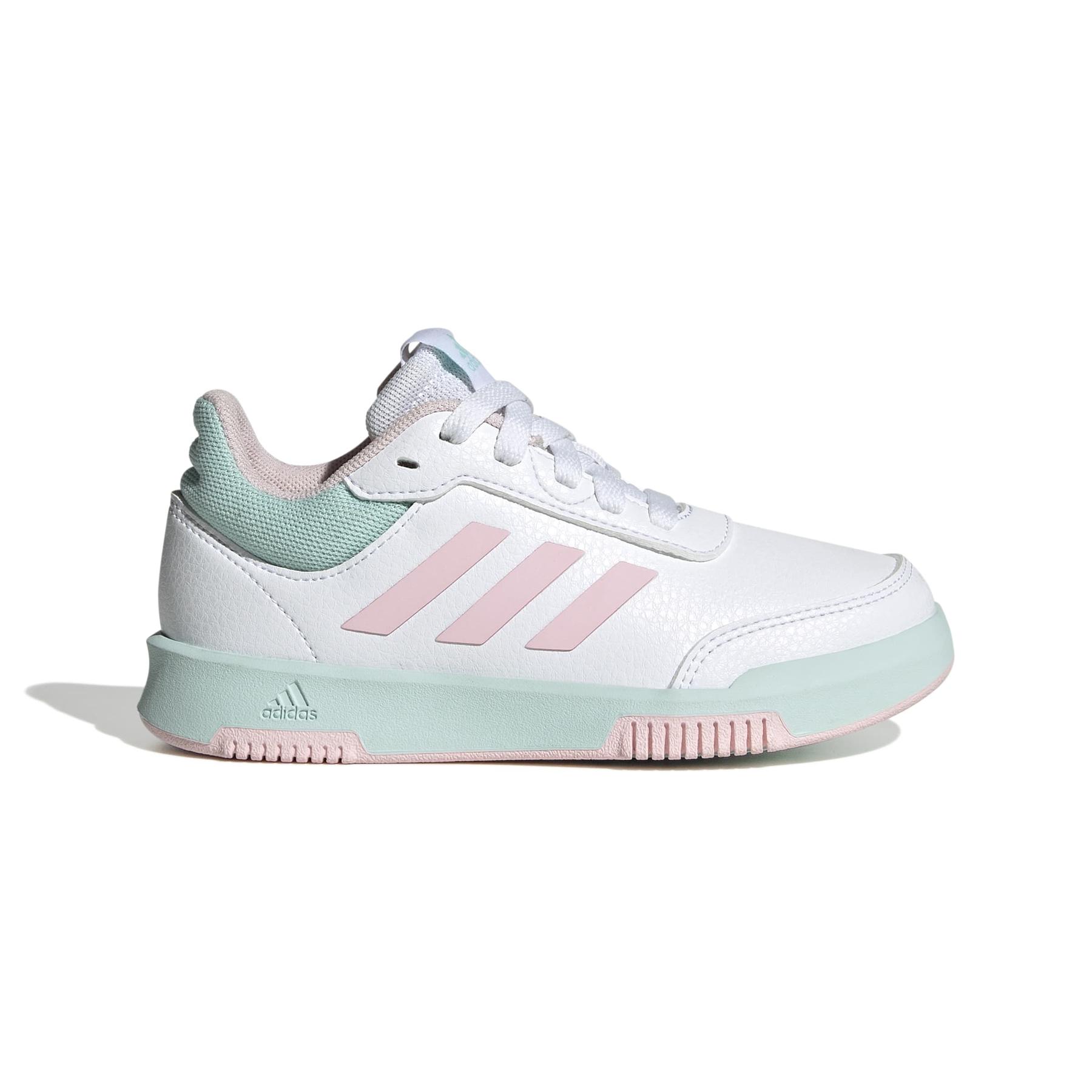 product/a/d/adidas_jq2872_1_footwear_photography_side_lateral_center_view_white-nw091625.jpg