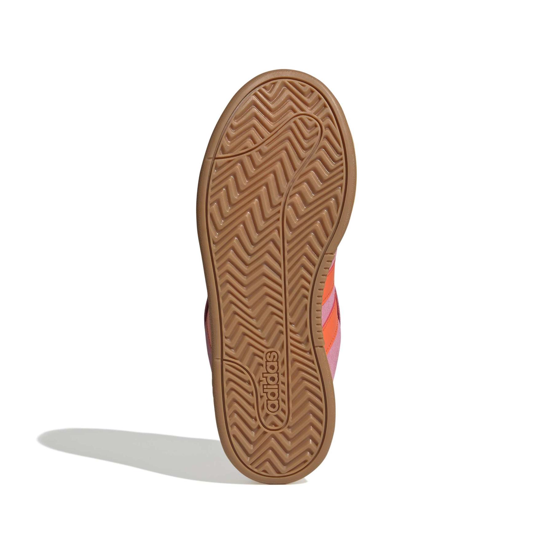 product/a/d/adidas_jq3001_4_footwear_photography_bottom_view_white-nw091625.jpg