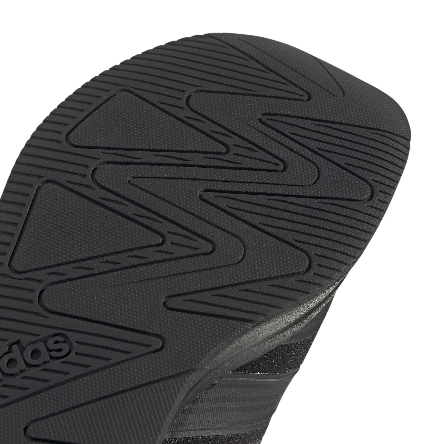 product/a/d/adidas_jq5900_8_footwear_photography_detail_view_1_white-nw091625.jpg