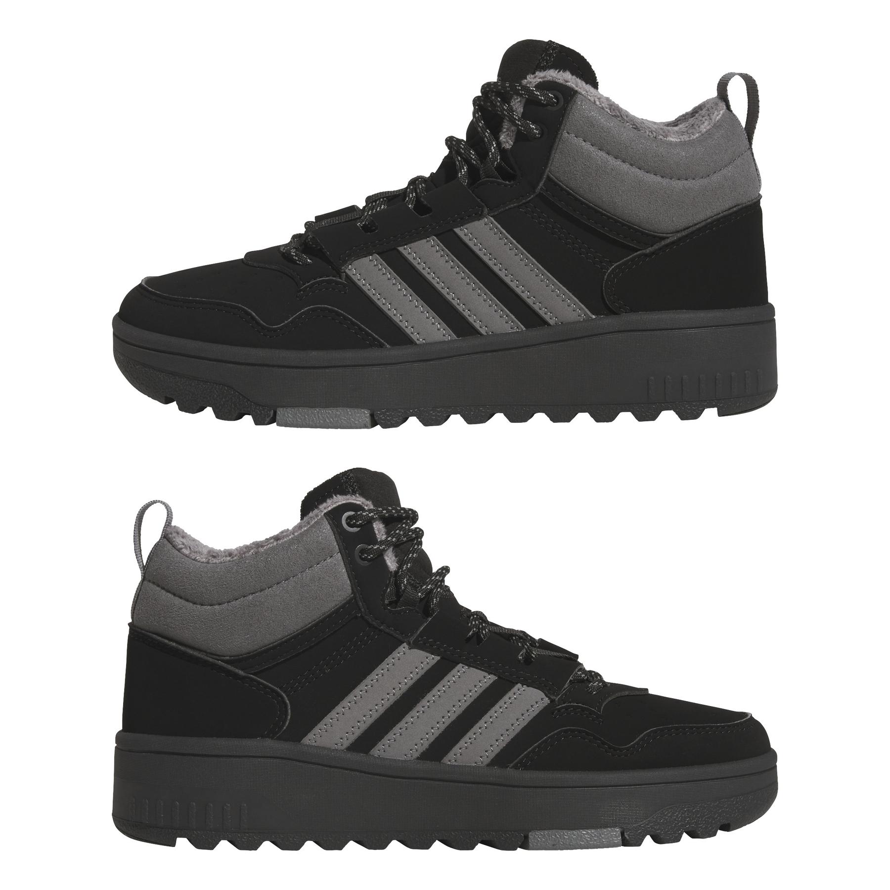product/a/d/adidas_jq7903_10_footwear_photography_mirrored_pair_view_white-nw091625.jpg