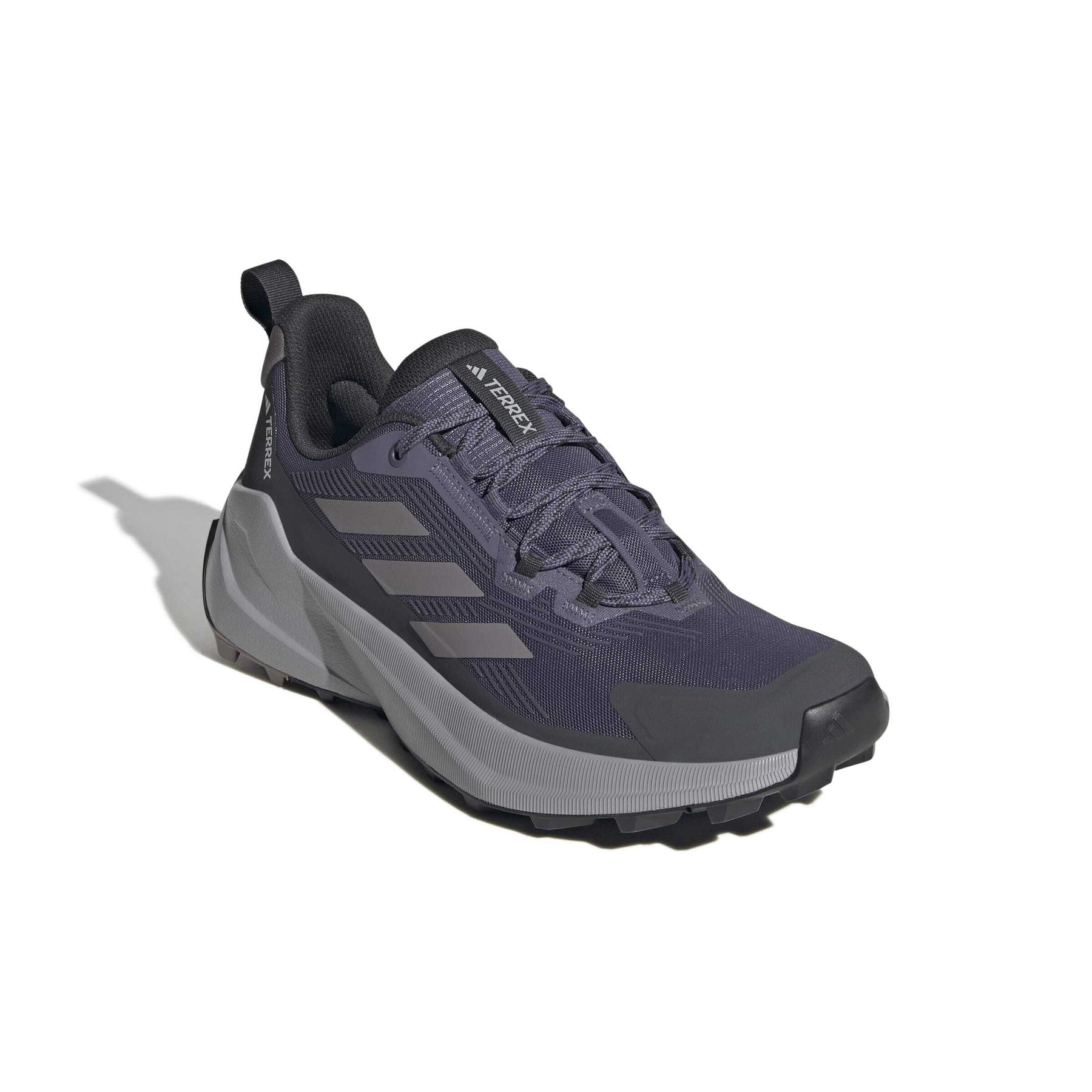 product/a/d/adidas_jq9922_6_footwear_photography_front_lateral_top_view_white-nw091625.jpg