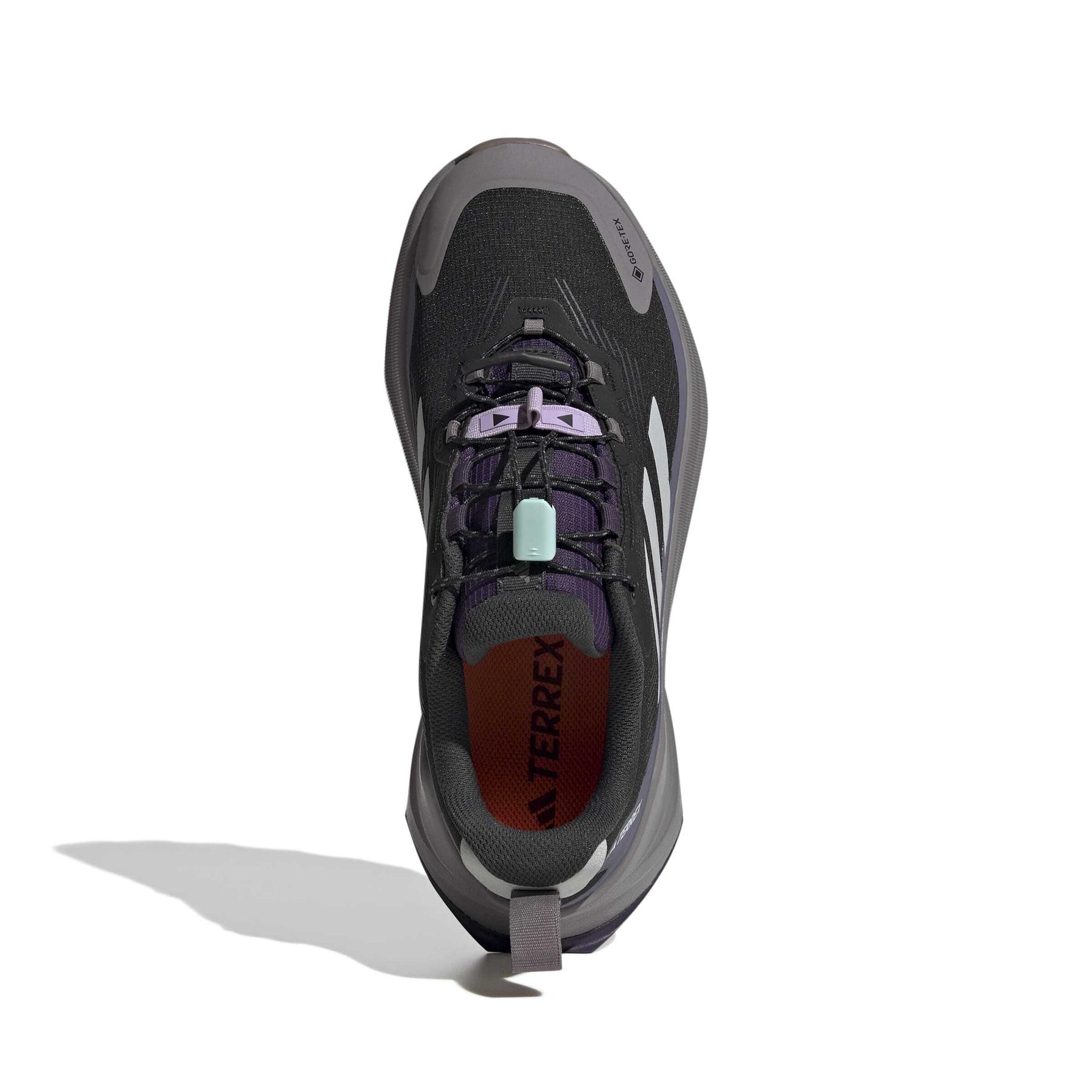 product/a/d/adidas_jq9943_3_footwear_photography_top_portrait_view_white-nw091625.jpg