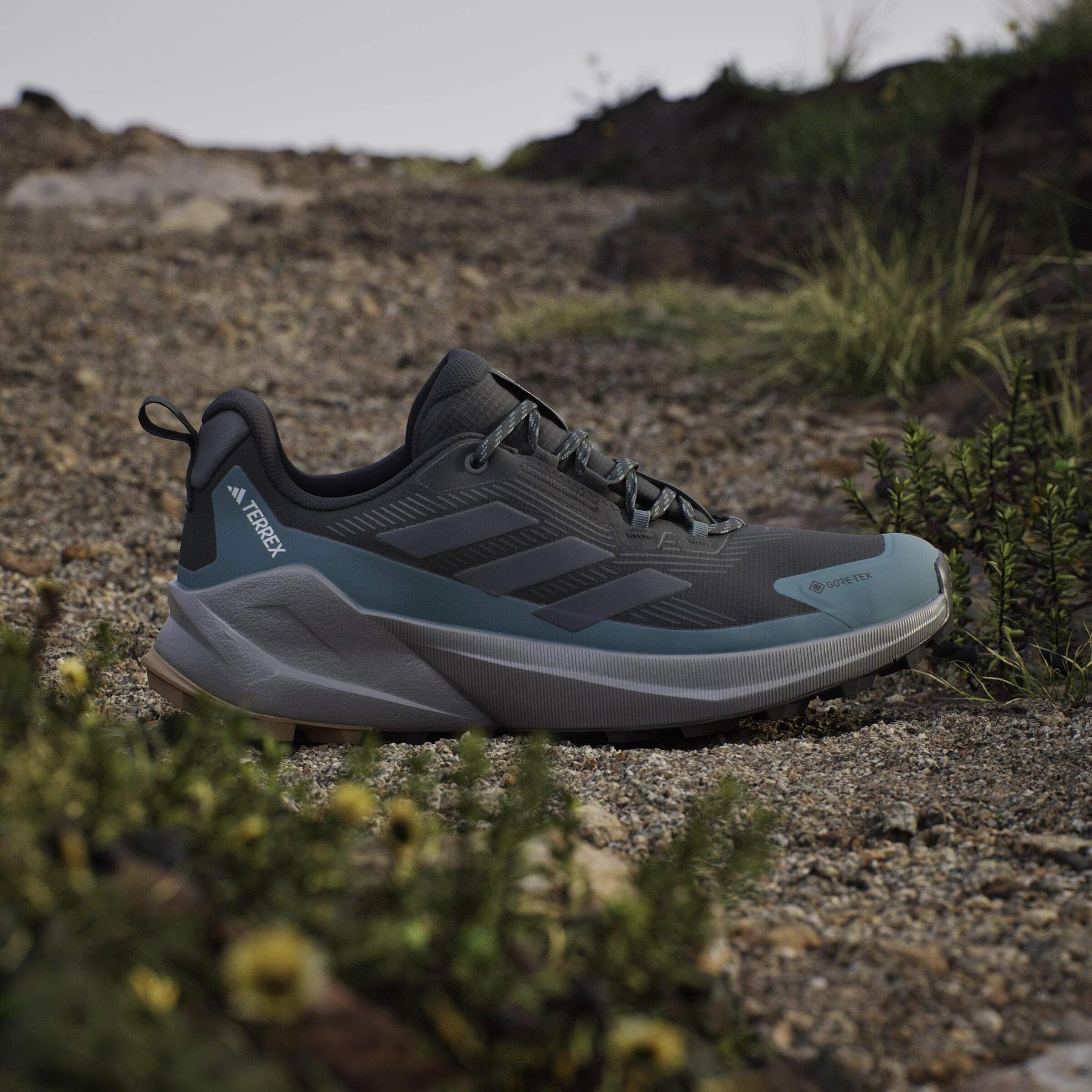 product/a/d/adidas_jq9944_16_footwear_photography_heromrktng_view_3-nw091625.jpg