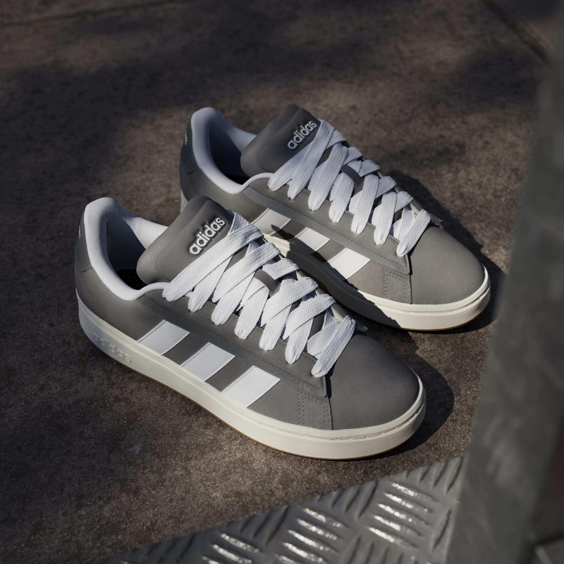 product/a/d/adidas_jr0542_16_footwear_photography_heromrktng_view_5-nw091625.jpg