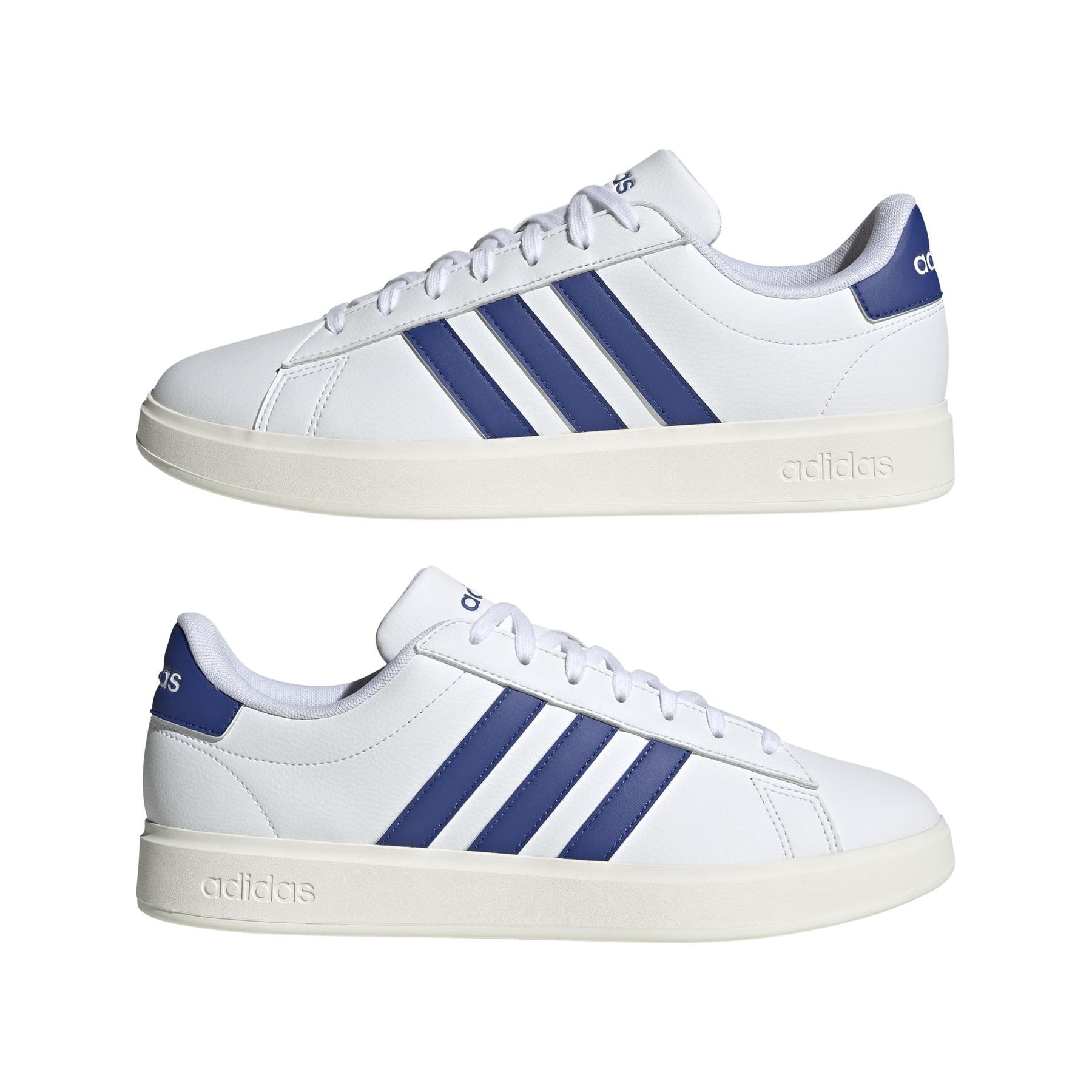product/a/d/adidas_jr2225_10_footwear_photography_mirrored_pair_view_white-nw091625.jpg