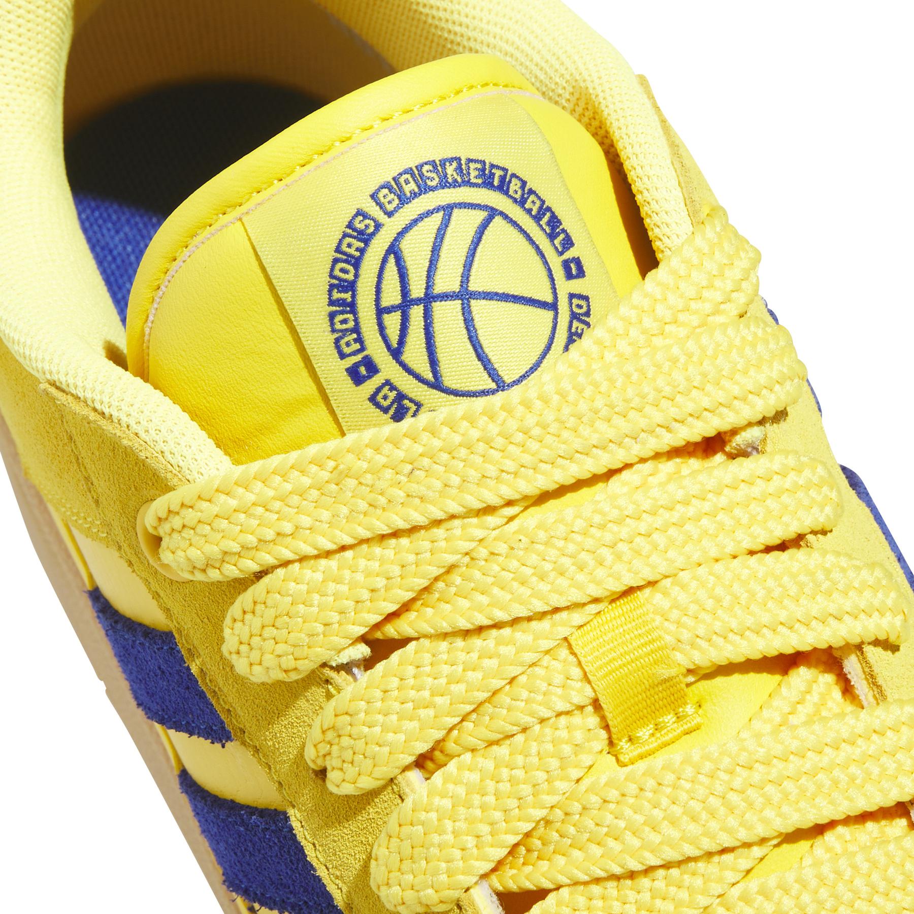 product/a/d/adidas_jr3156_8_footwear_photography_detail_view_1_white-nw091625.jpg