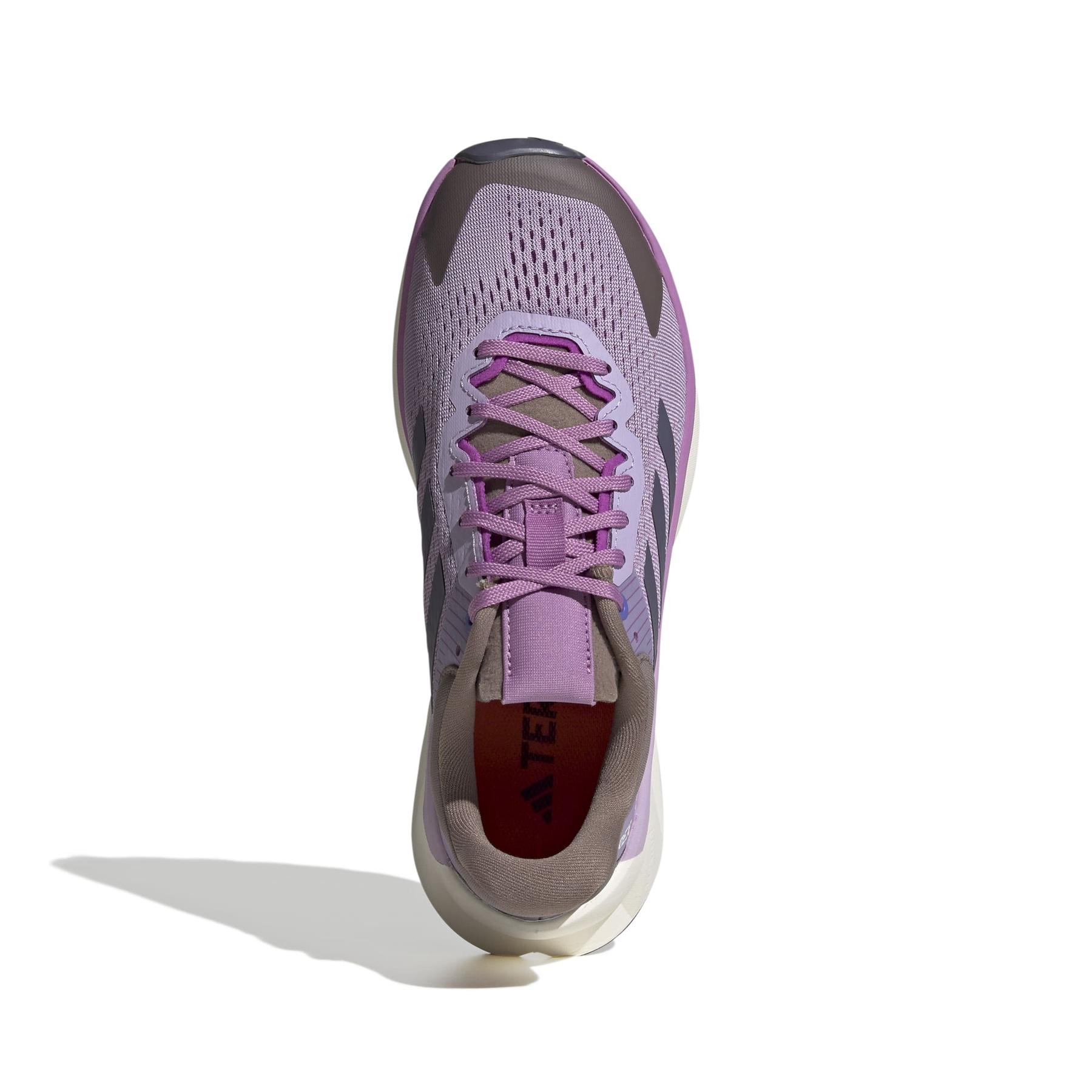 product/a/d/adidas_jr7067_3_footwear_photography_top_portrait_view_white-nw091725.jpg