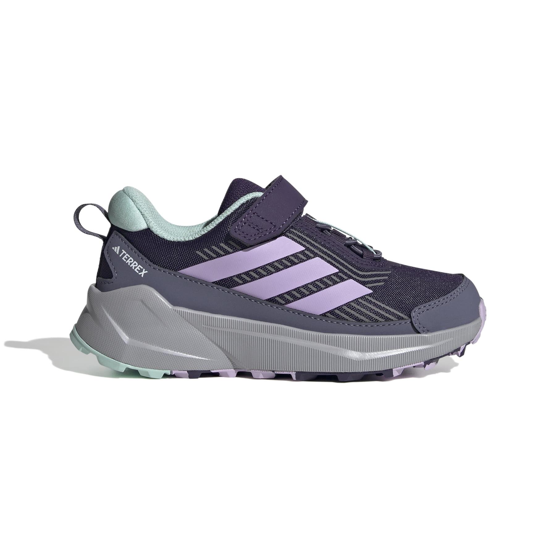 product/a/d/adidas_js0499_1_footwear_photography_side_lateral_center_view_white-nw091725.jpg