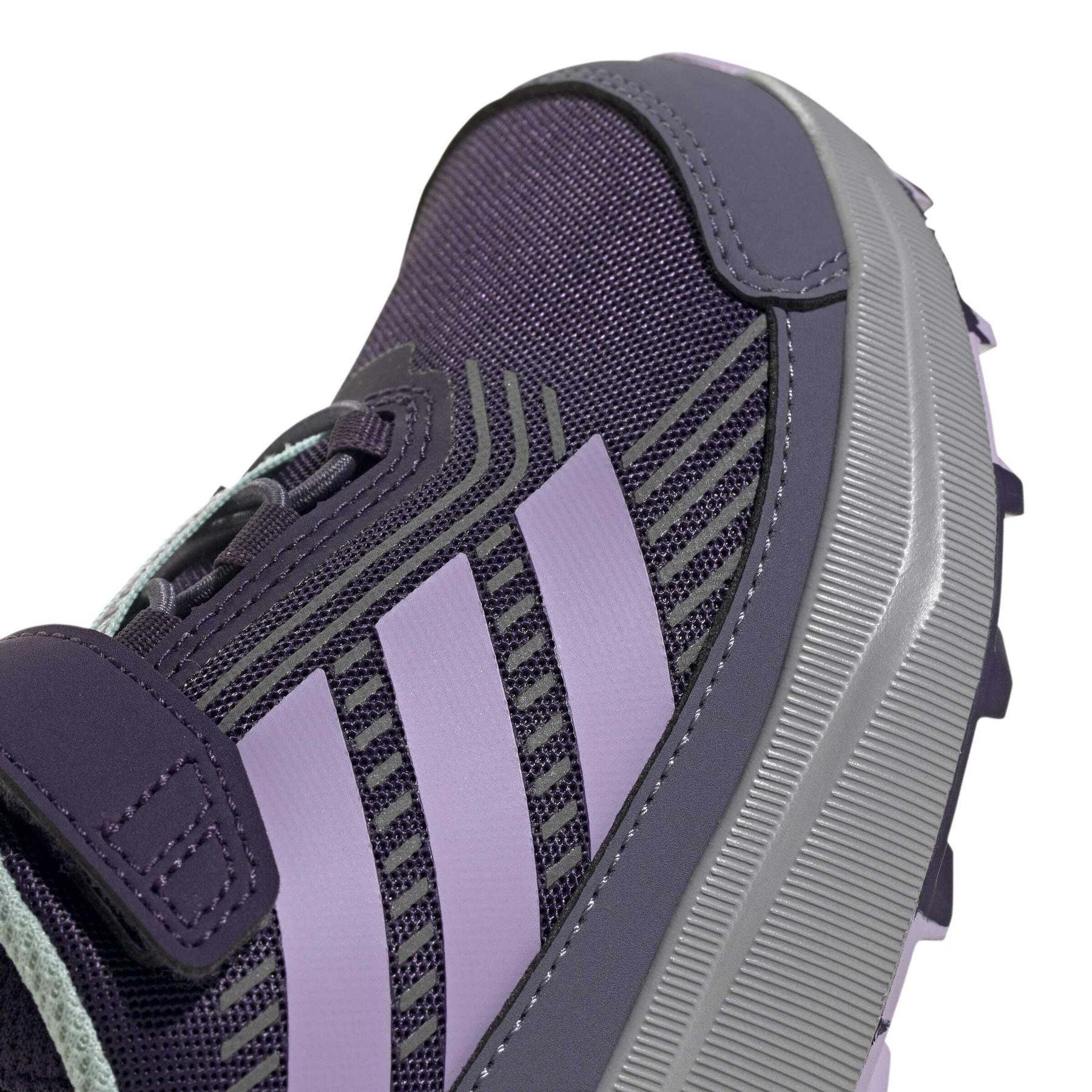 product/a/d/adidas_js0499_9_footwear_photography_detail_view_2_white-nw091725.jpg