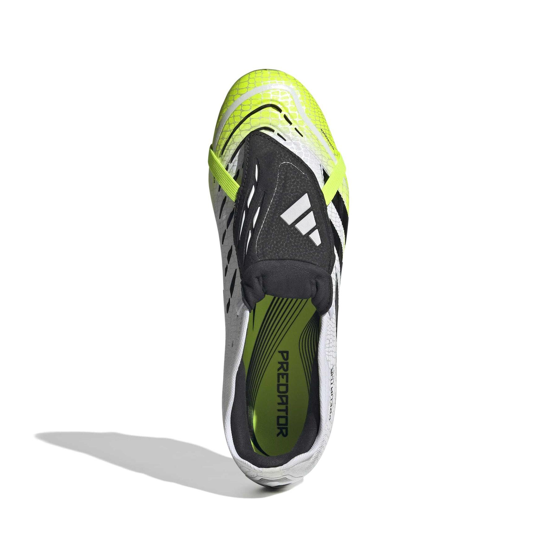 product/a/d/adidas_js4071_2_footwear_photography_top_portrait_view_white-nw091725.jpg