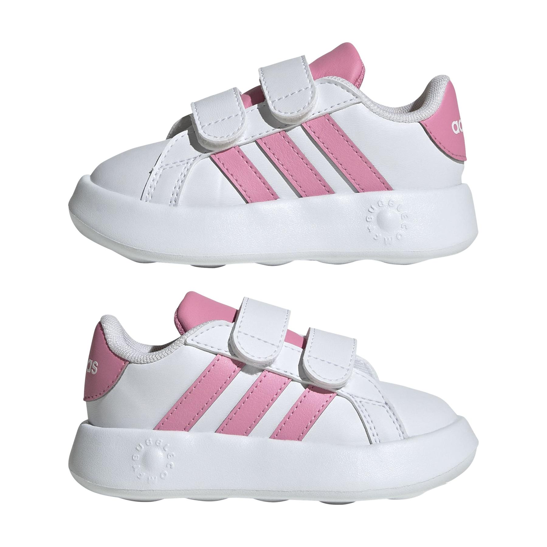 product/a/d/adidas_js4342_10_footwear_photography_mirrored_pair_view_white-nw091725.jpg