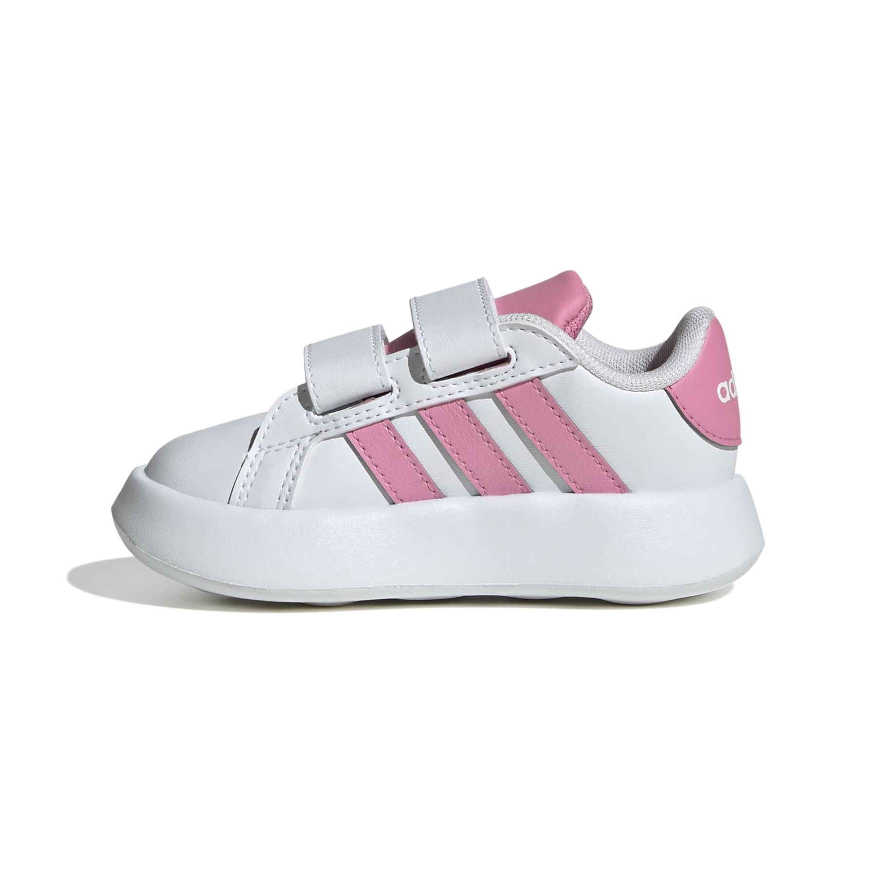 product/a/d/adidas_js4342_5_footwear_photography_side_medial_center_view_white-nw091725.jpg