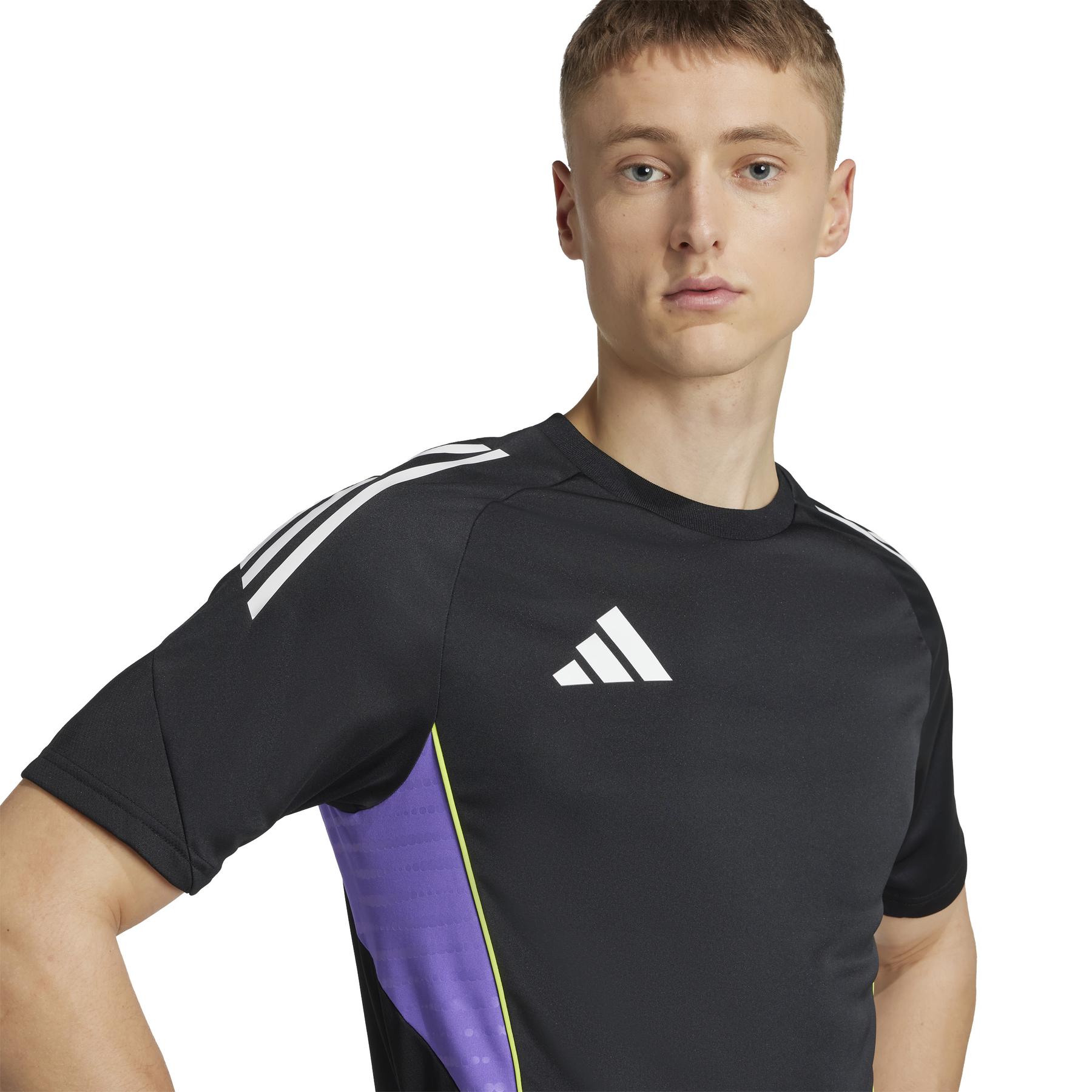 product/a/d/adidas_jw4360_black-purple-rush_7.jpg