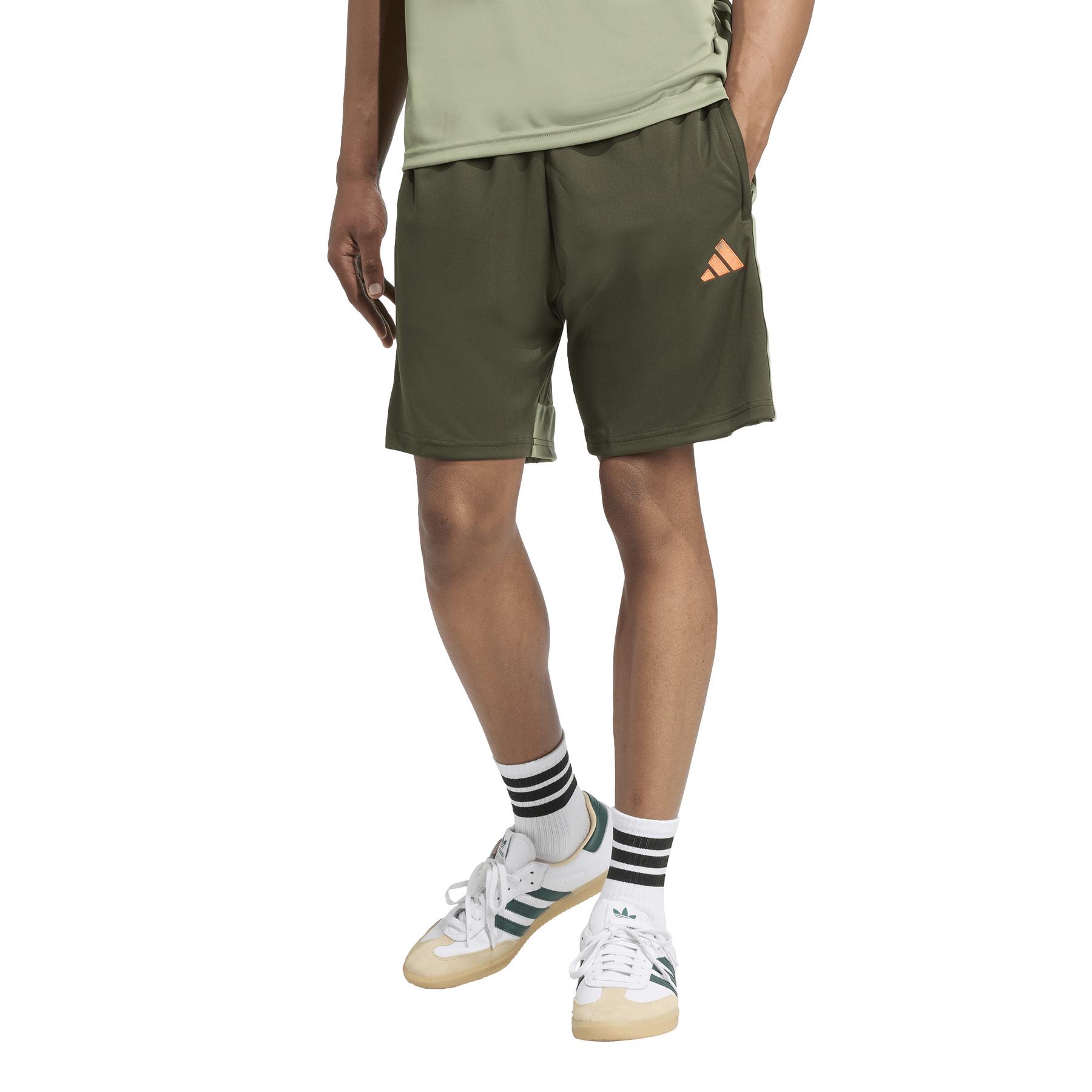 product/a/d/adidas_jw6920_ngtcar-tengrn-impora_2.jpg
