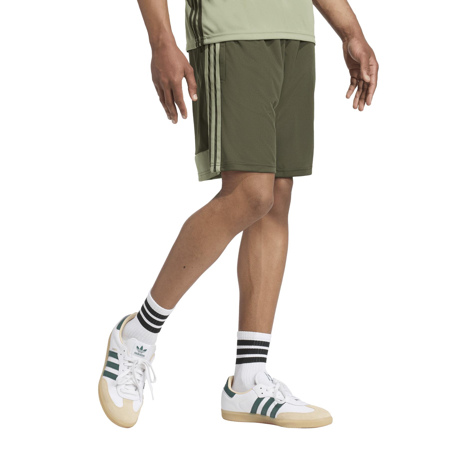 product/a/d/adidas_jw6920_ngtcar-tengrn-impora_4.jpg