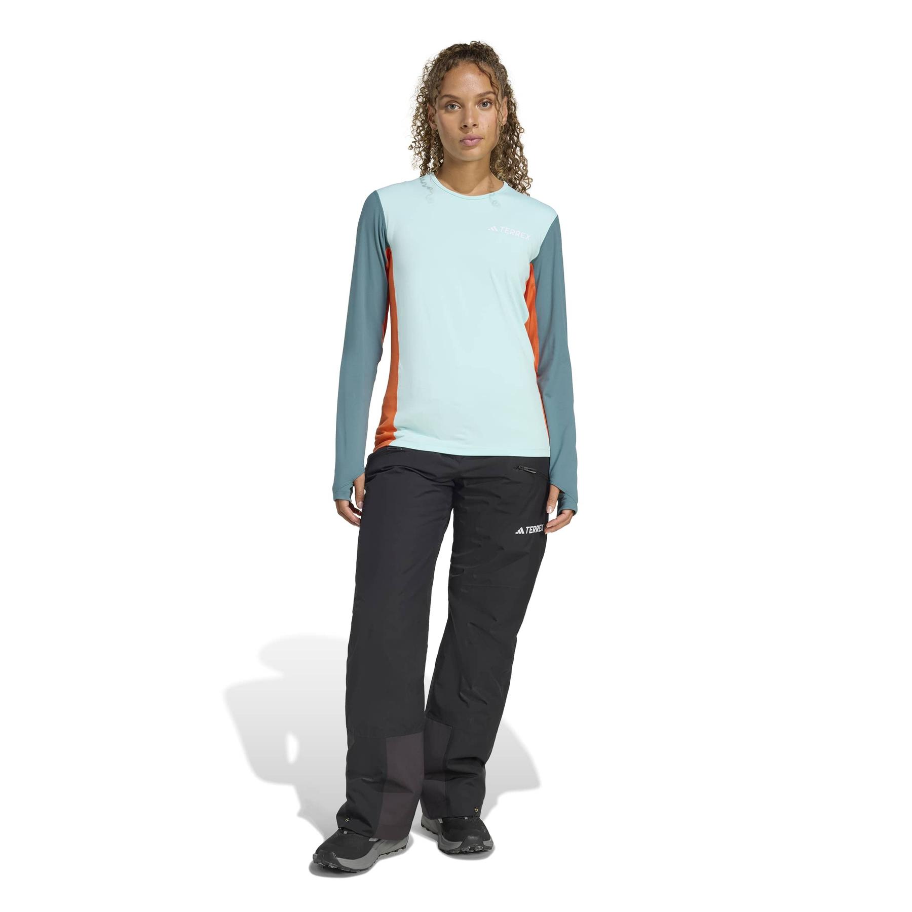 product/a/d/adidas_jy8342_5_apparel_on_model_standard_outfit_view_white.jpg