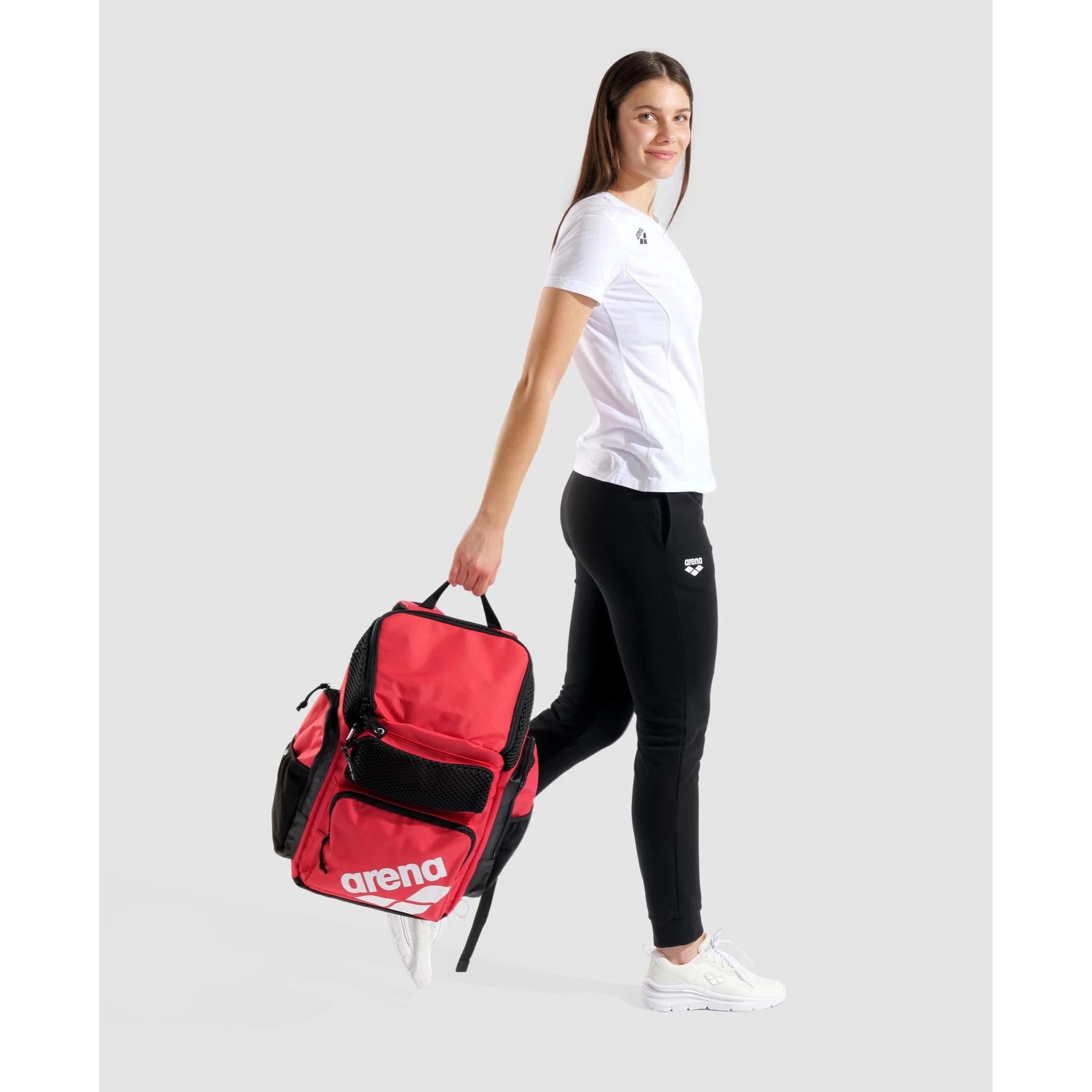 product/a/r/arena_010231-600_red_9.jpg