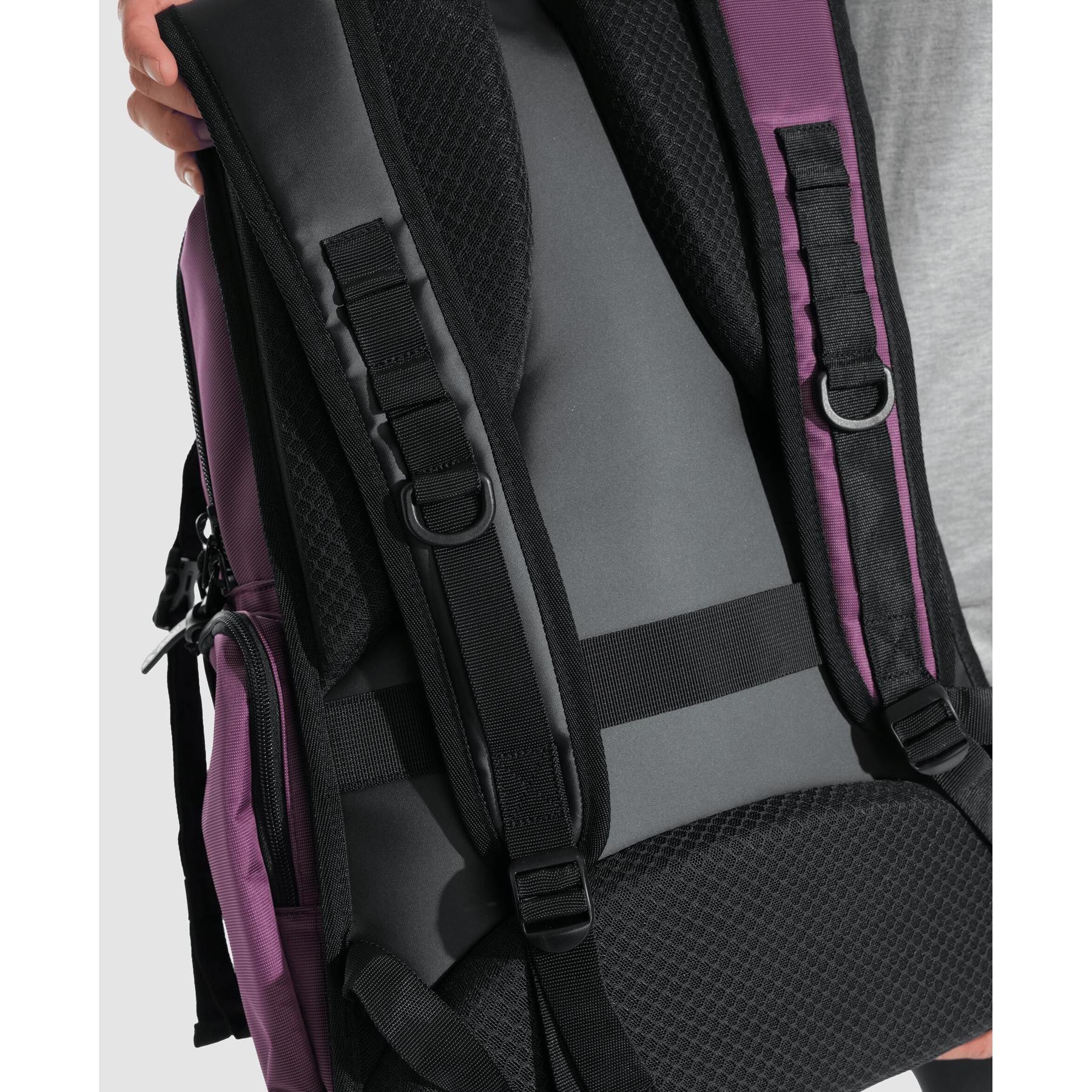 product/a/r/arena_010234-200_plum_11.jpg