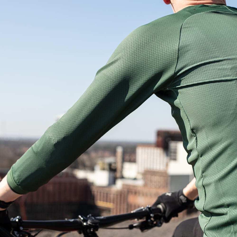 product/b/i/bioracer_co_br28710_cs19_ve_green-olive_3.jpg