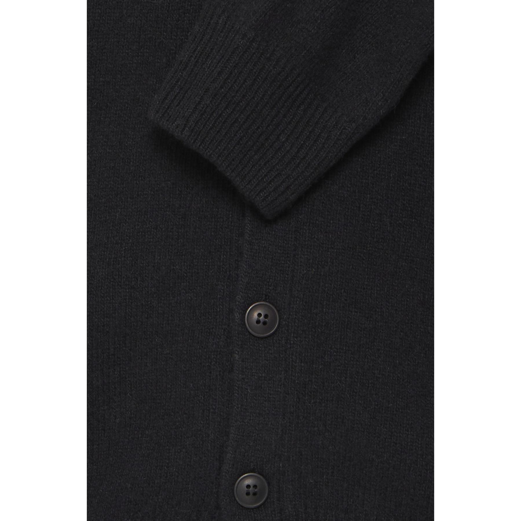 product/c/a/casual-friday_20504796-194007_10.jpg