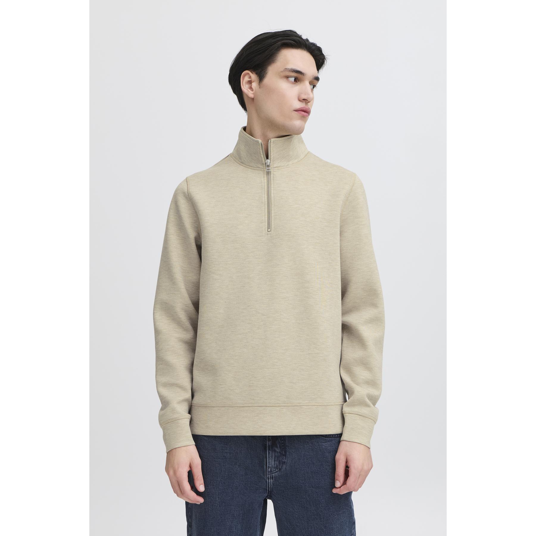 product/c/a/casual-friday_20504816-1706301_4.jpg
