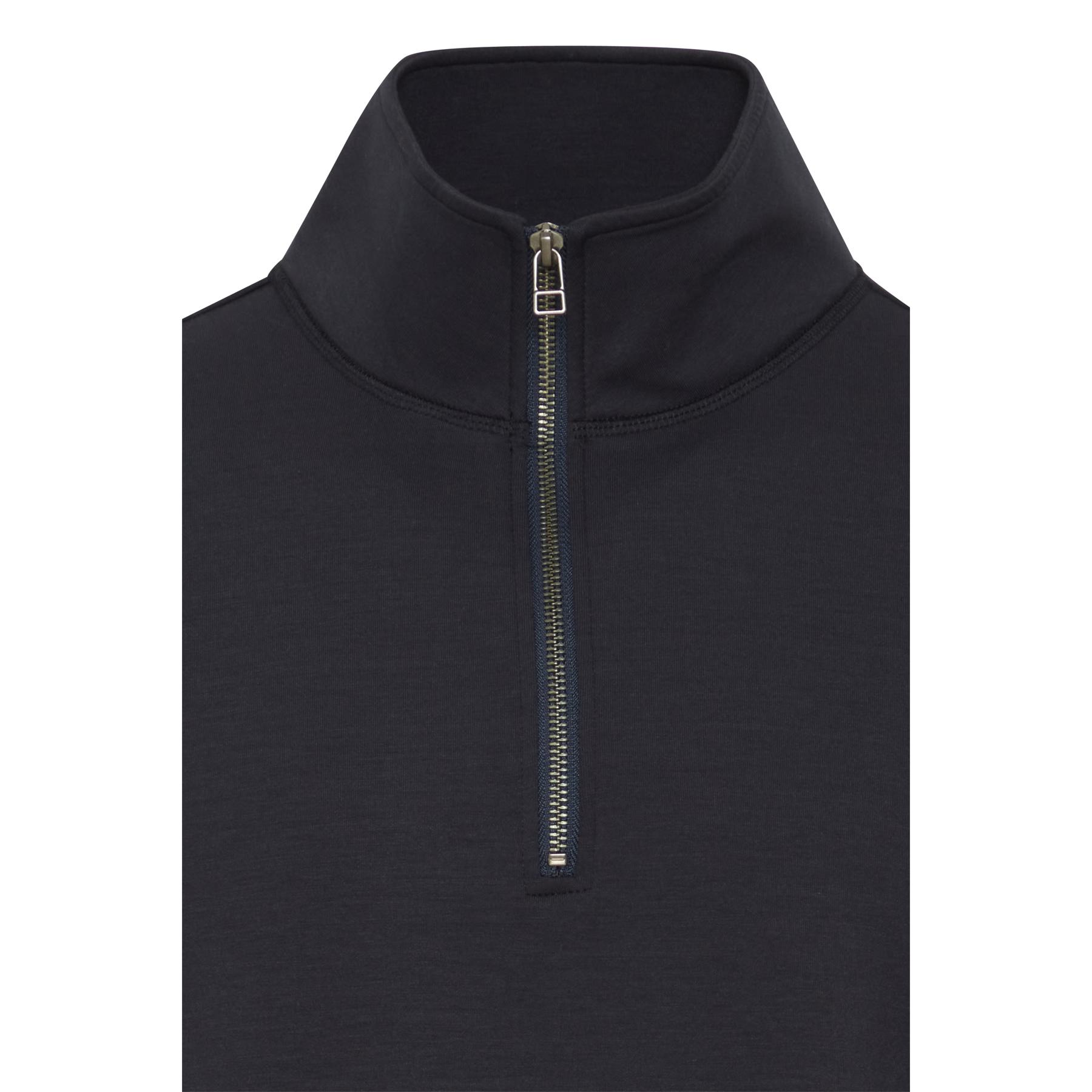 product/c/a/casual-friday_20504816-194013_2.jpg