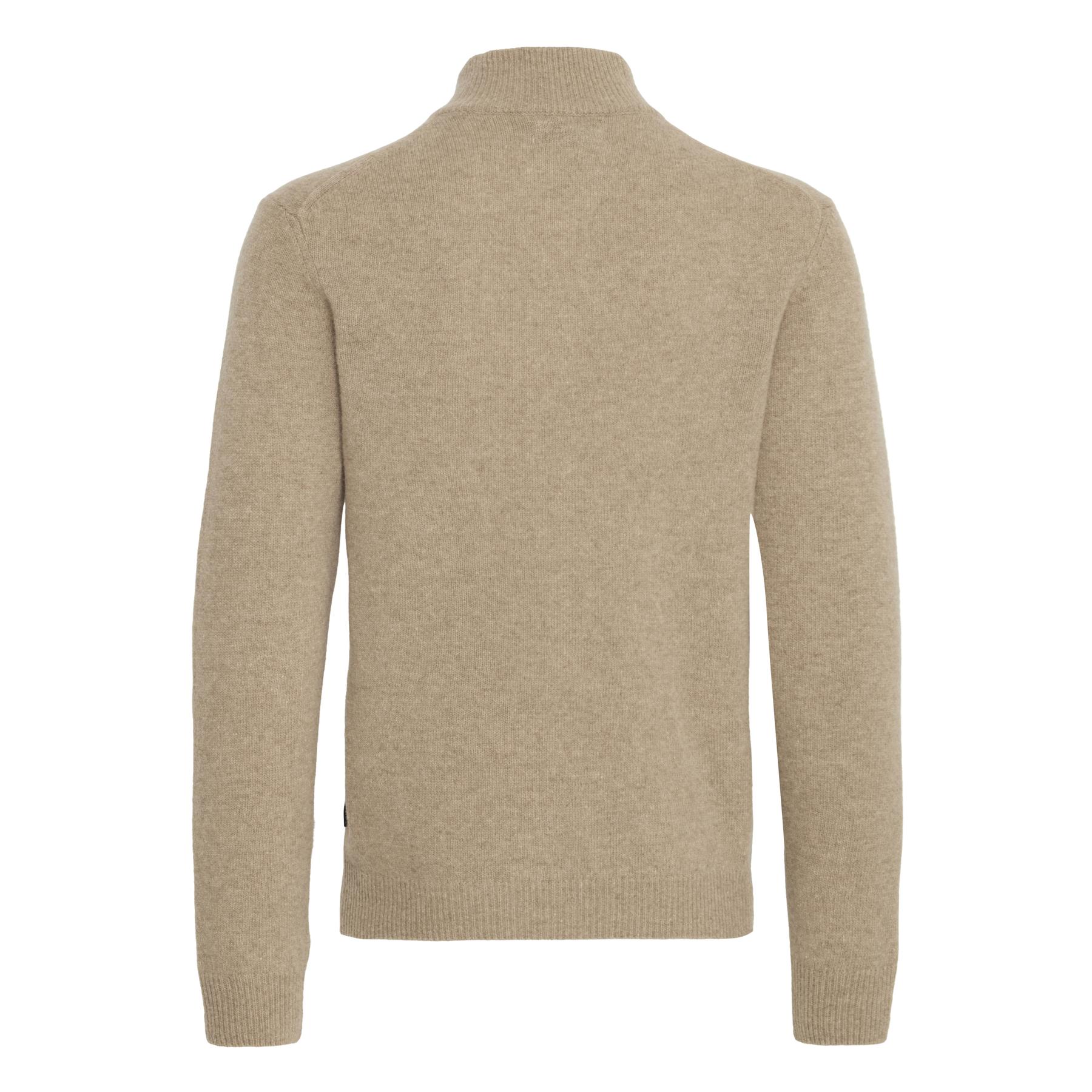 product/c/a/casual-friday_20505249-171312_0.jpg
