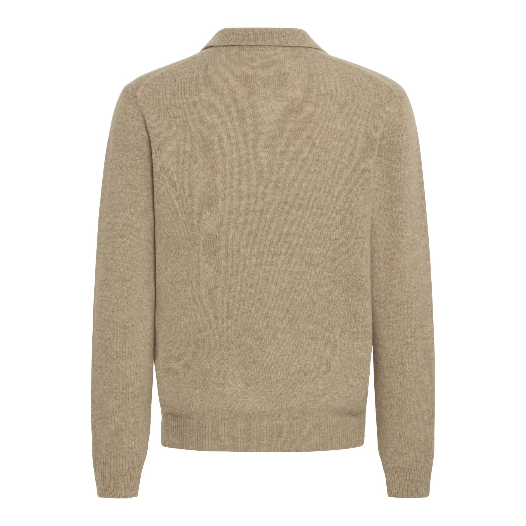 product/c/a/casual-friday_20505313-1713121_0.jpg