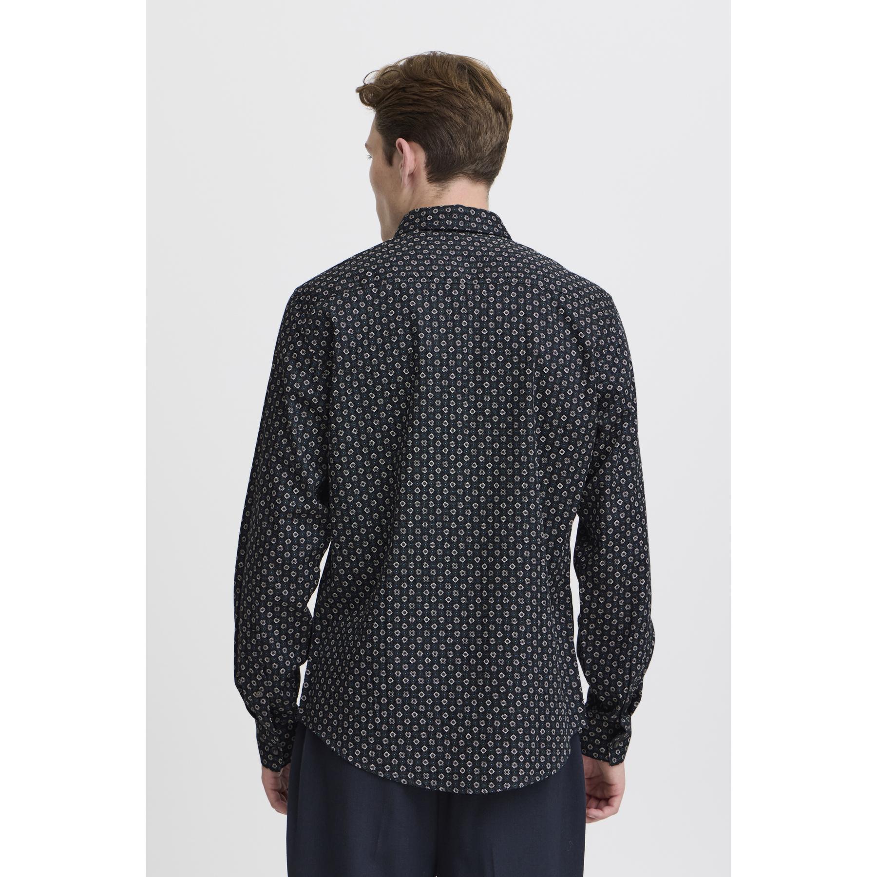 product/c/a/casual-friday_20505348-194013_5.jpg