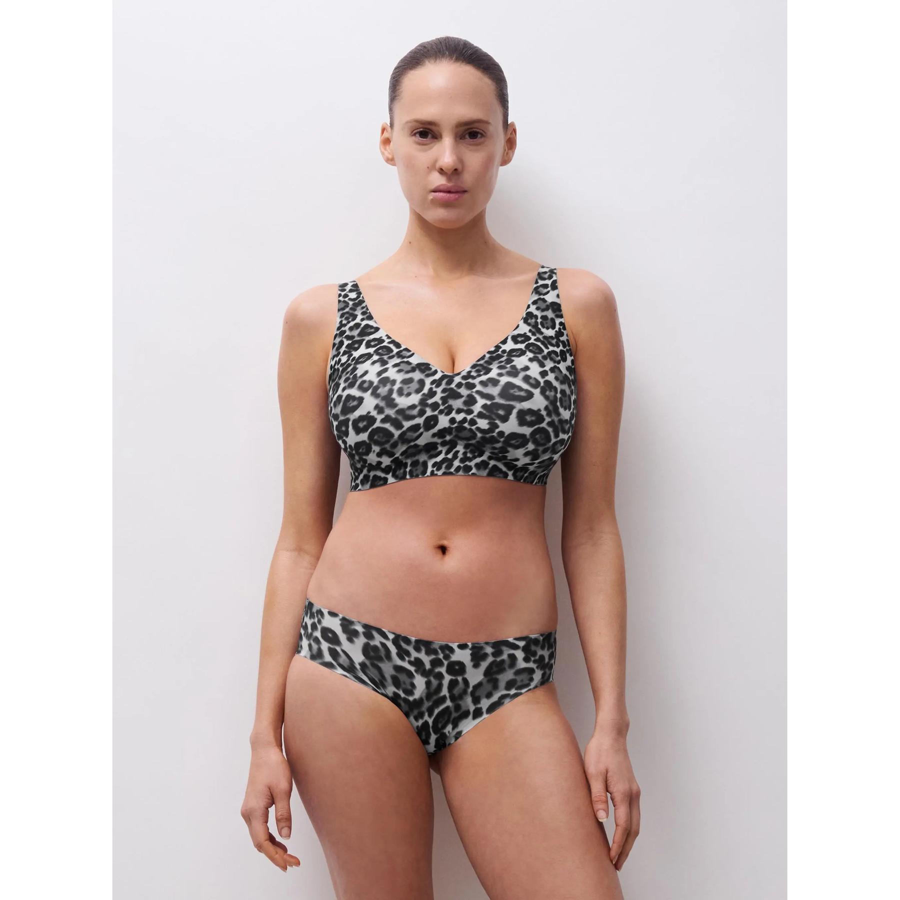 product/c/h/chantelle_c11dqb-b16_leopard-gr_5.jpg