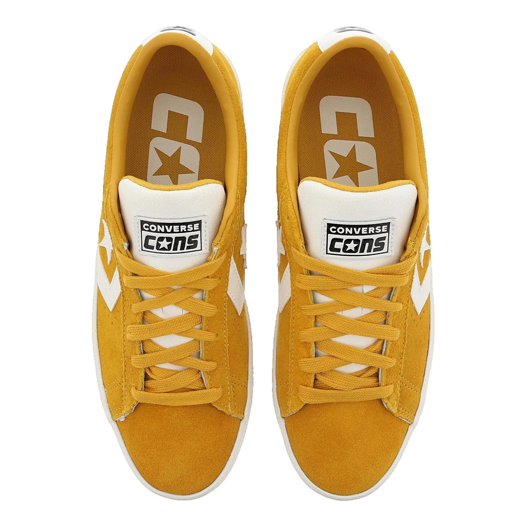 product/c/o/converse_a09907c_orange_3.jpg