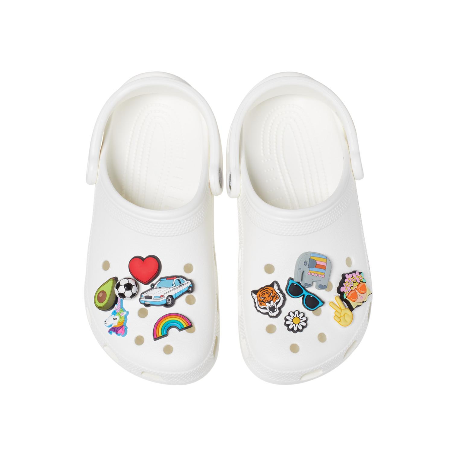 product/c/r/crocs_10007937_blanc_1.jpg