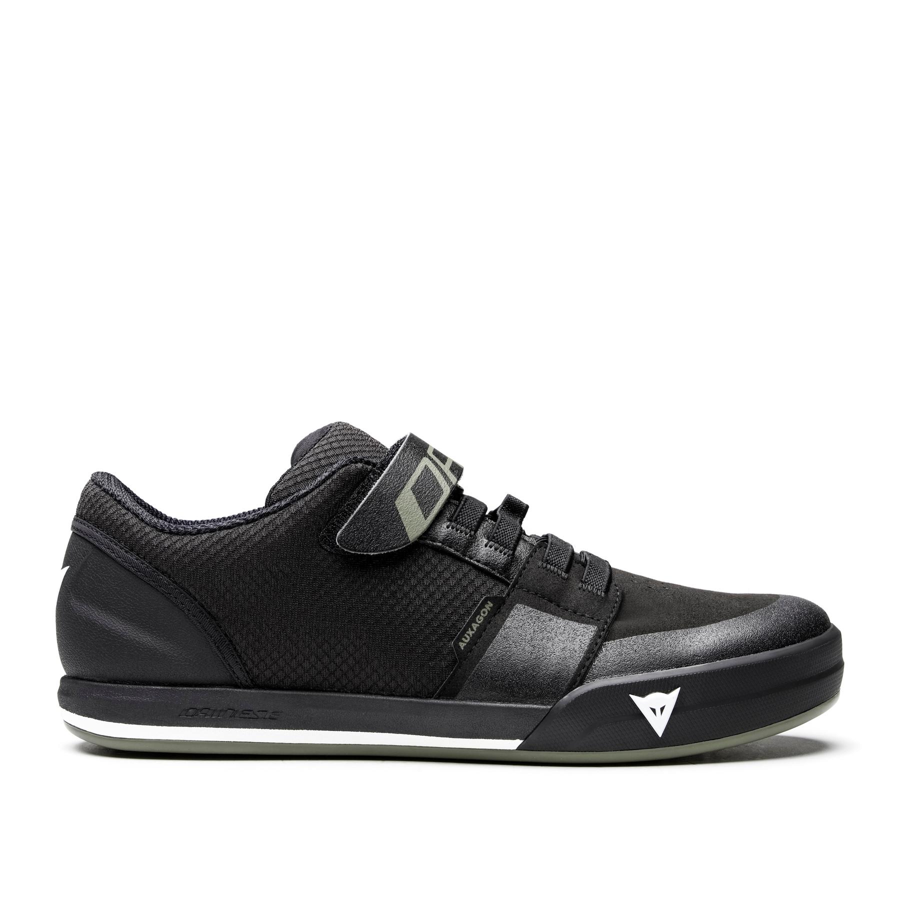 product/d/a/dainese_2037700003-631_black-black_1.jpg