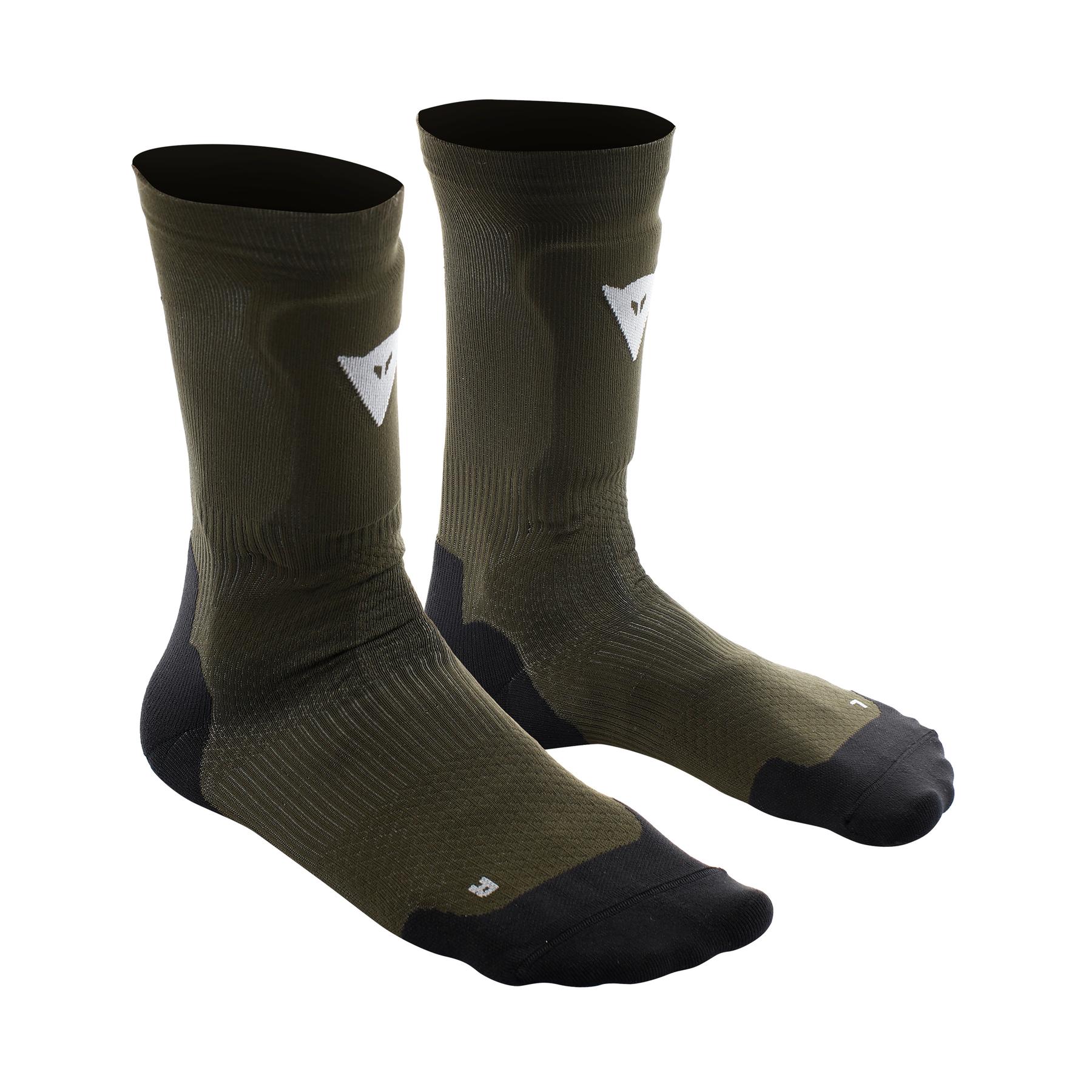 product/d/a/dainese_2039900001-92l_dark-green-black_1.jpg