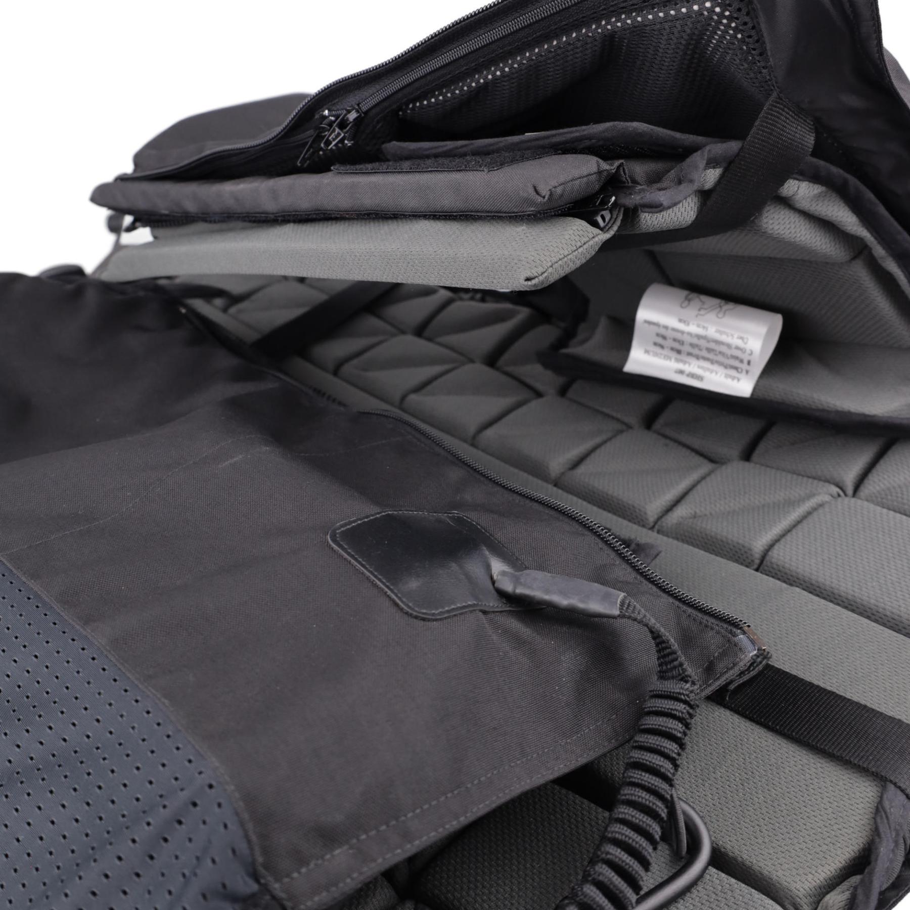 product/e/q/equiairbag_13150021-100-354_black_3.jpg