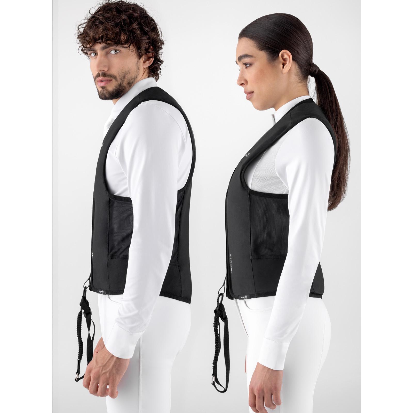 product/e/q/equiline_ec018pq11107-006_noir_3.jpg