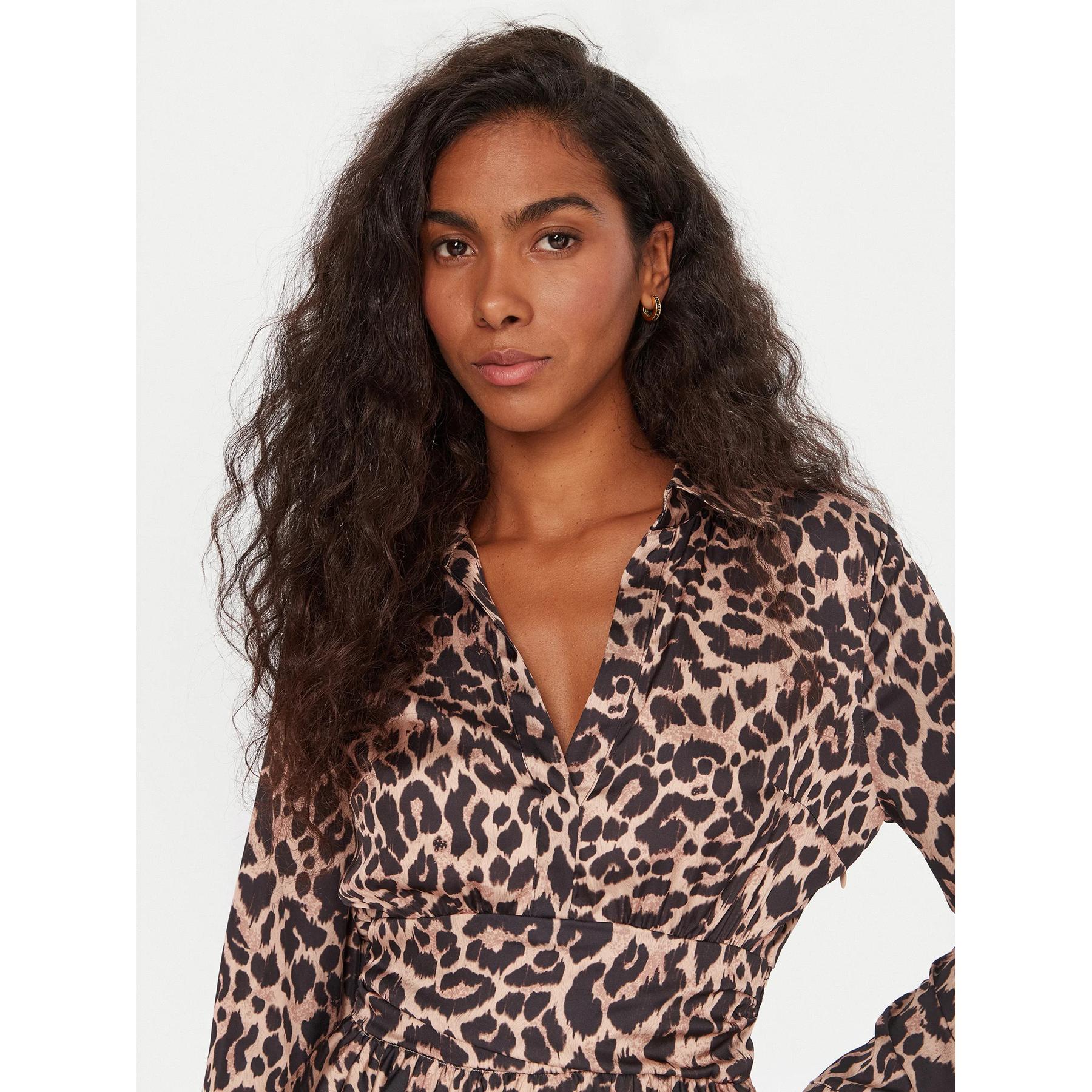 product/g/u/guess_w5yk00-wf1t2-p1mo_feline-print_3.jpg