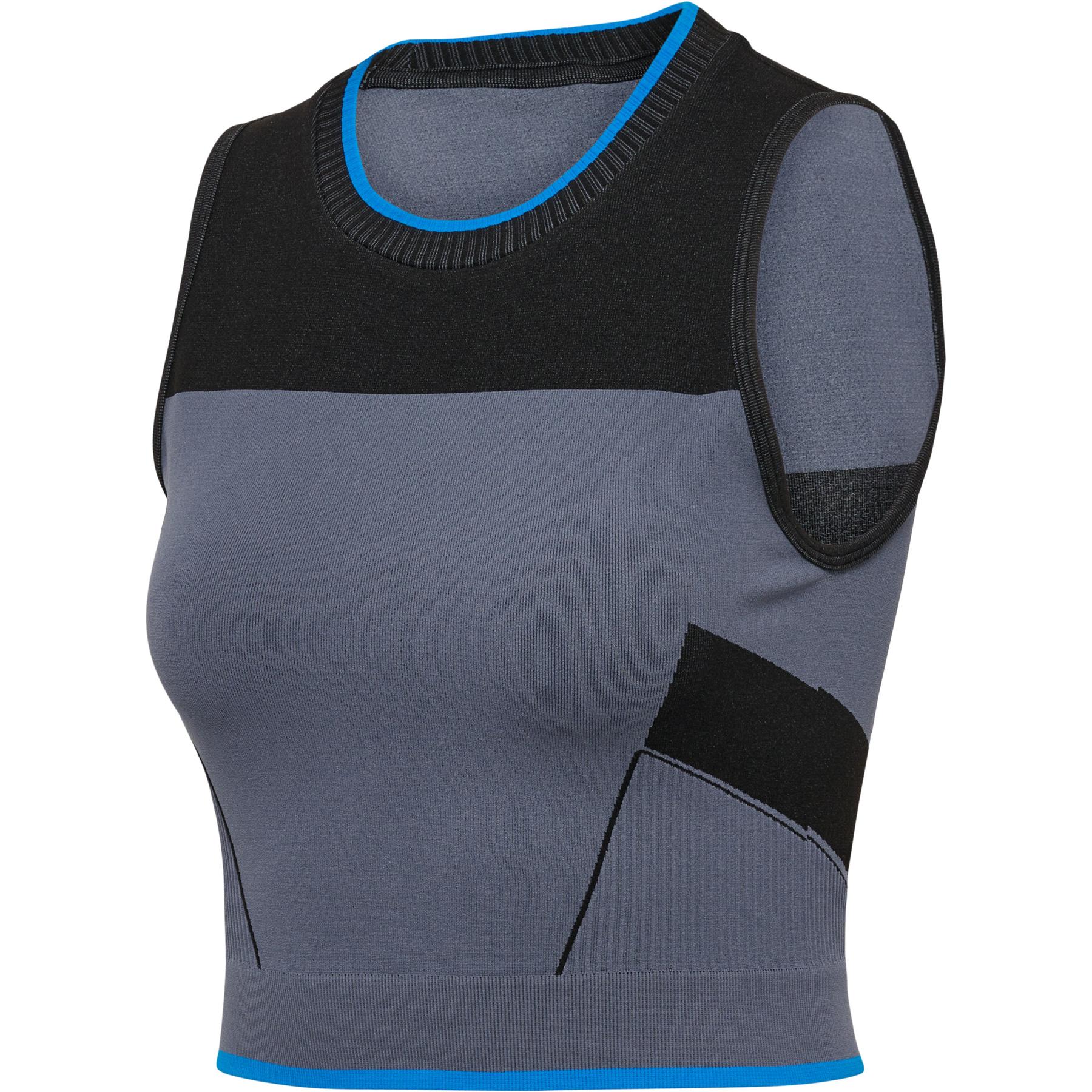 product/h/u/hummel_228269-7007_blue_1.jpg