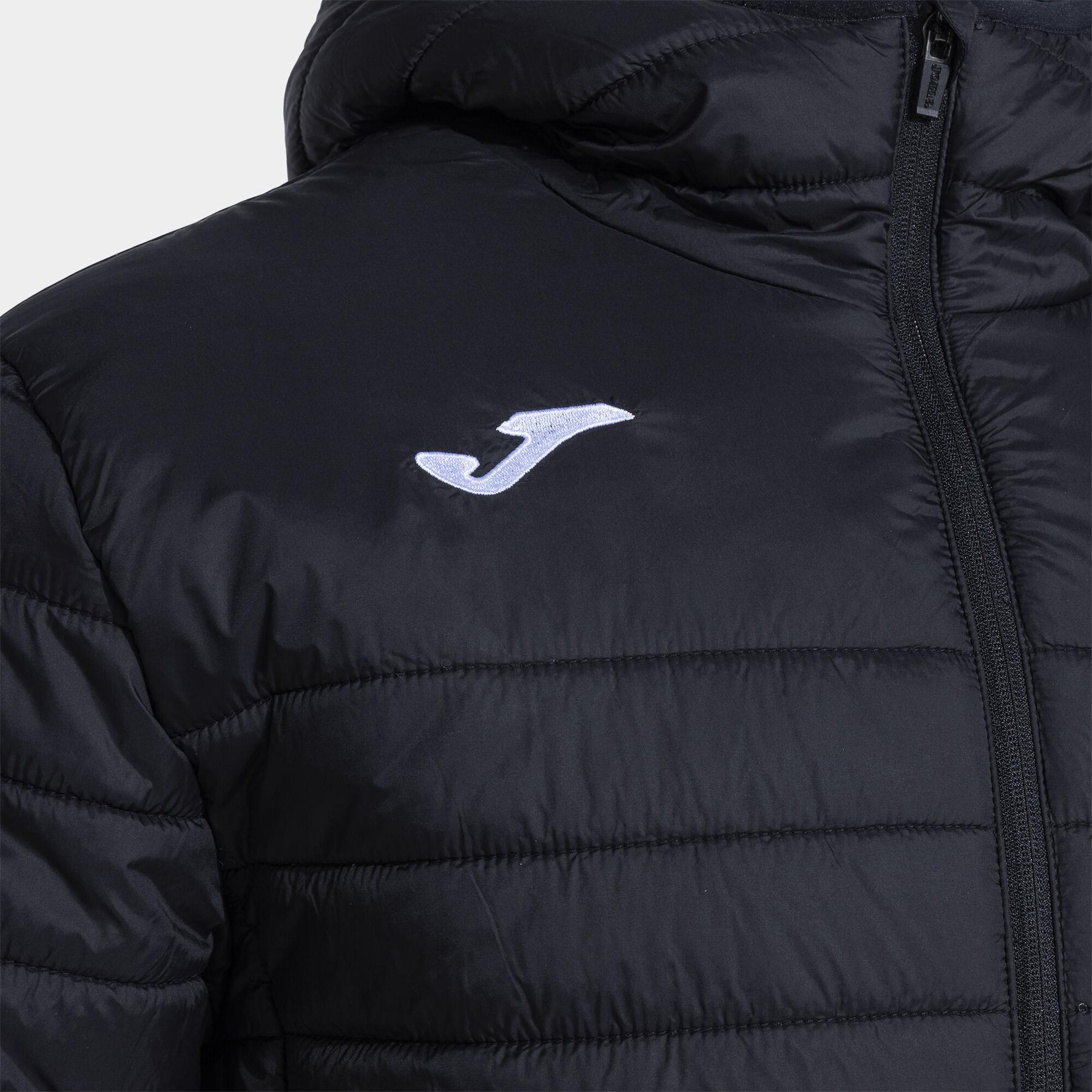 product/j/o/joma_103796.100_noir_3.jpg