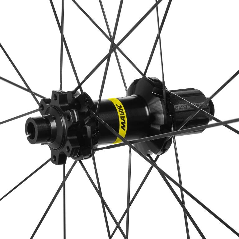 product/m/a/mavic_p1669115_noir_2.jpg