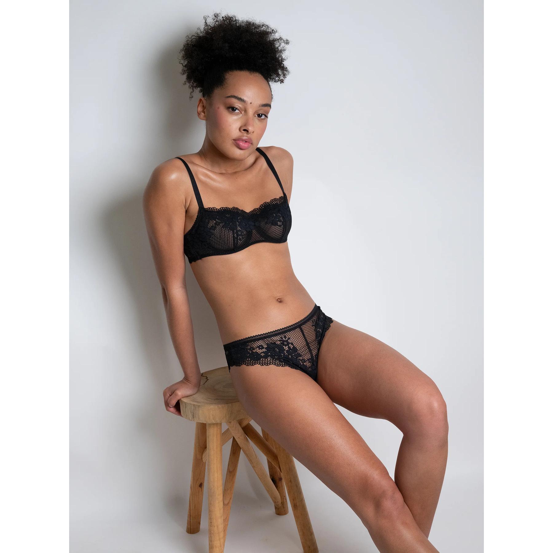 product/p/a/passionata_t718-0007_black_4.jpg