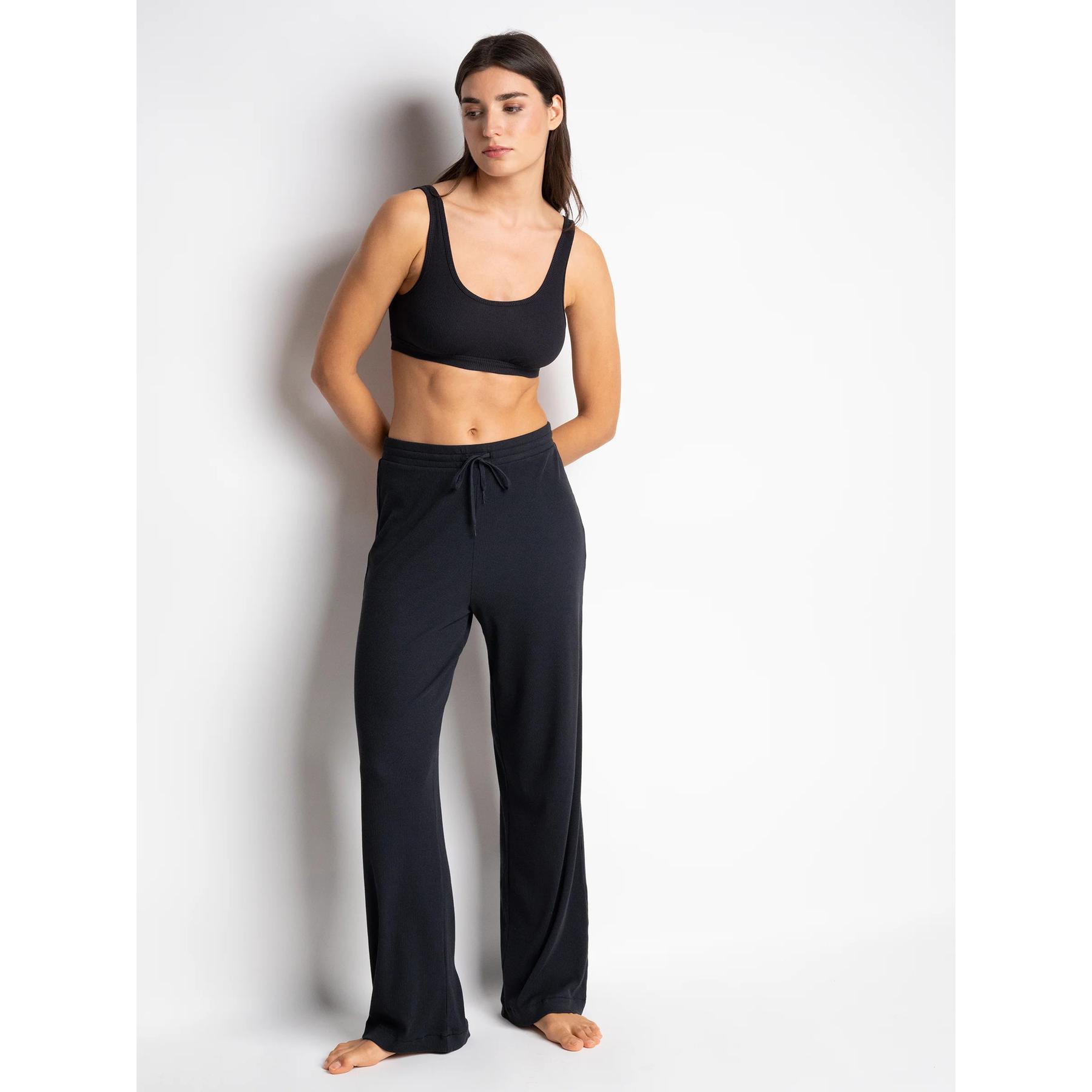 product/p/a/passionata_th13-0007_black_3.jpg