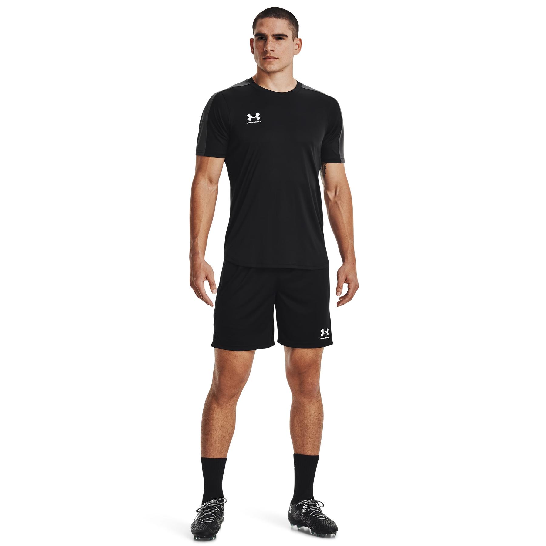 product/u/n/under-armour_1372691-001_black_3.jpg