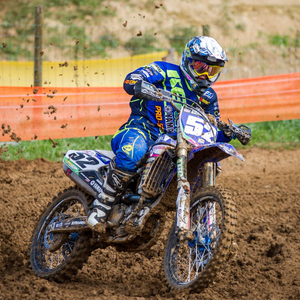 Tenues cross