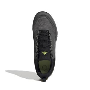 product/a/d/adidas_gz3961_3_footwear_photography_top_portrait_view_white_000.jpg