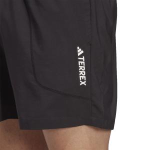 product/a/d/adidas_hm4013_7_apparel_on_model_detail_view_1_white-nw032724.jpg