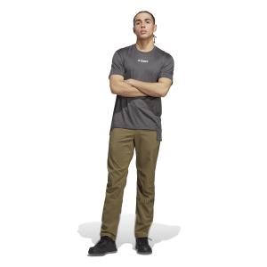 product/a/d/adidas_hm4048_8_apparel_on_model_standard_outfit_view_white.jpg