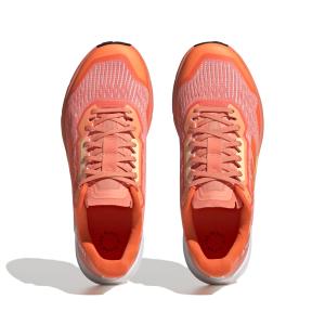 product/a/d/adidas_hr1141_3_footwear_photography_top_portrait_view_white_000.jpg