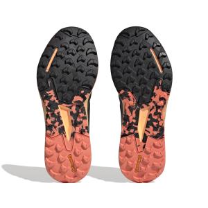 product/a/d/adidas_hr1146_4_footwear_photography_bottom_view_white_000.jpg